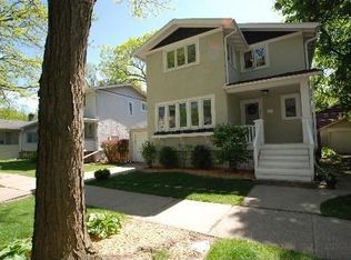415 Prairie Ave, Wilmette, IL 60091