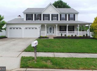 58 Red Bank Dr, Sicklerville, NJ 08081