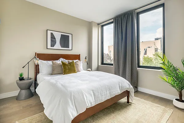 Rented by Halstead Real Estate | media 6