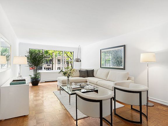 2nd image of 114 E 72nd St APT 2C