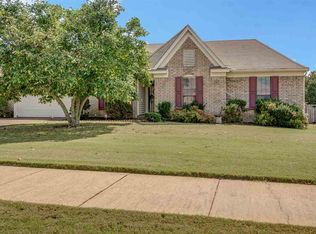6959 Meadowlands Pl, Bartlett, TN 38135