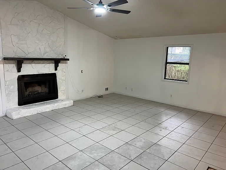 1468 Bridgestone Dr — Photo 9