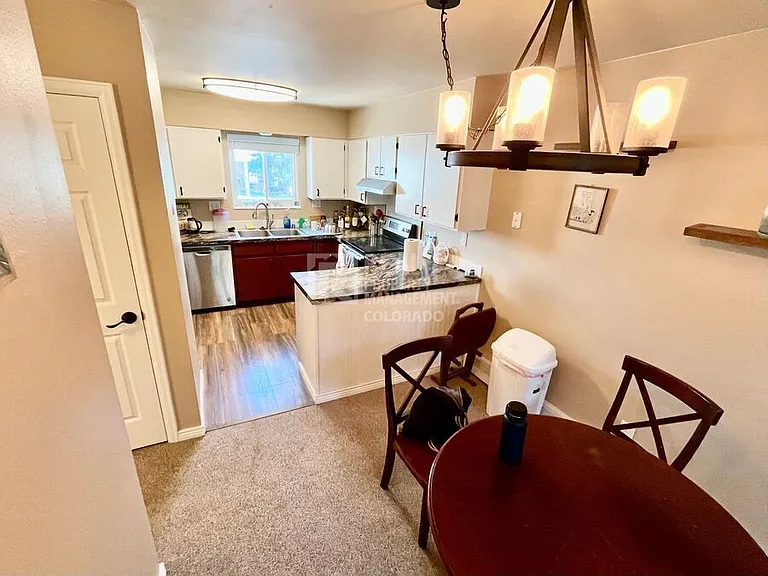 1730 Palm Dr #1 — Photo 5