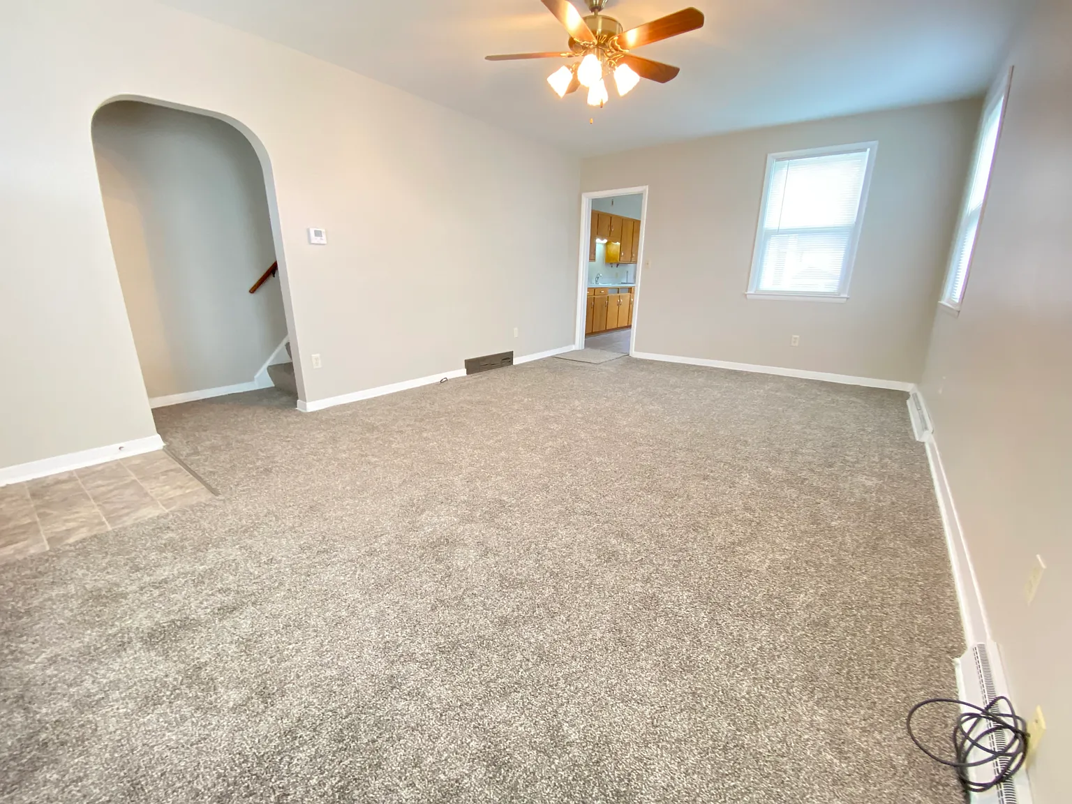 2 bed, 1000 sqft, $850 — Photo 3