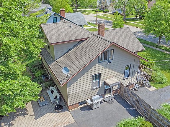 3rd image of 325 Dacy St