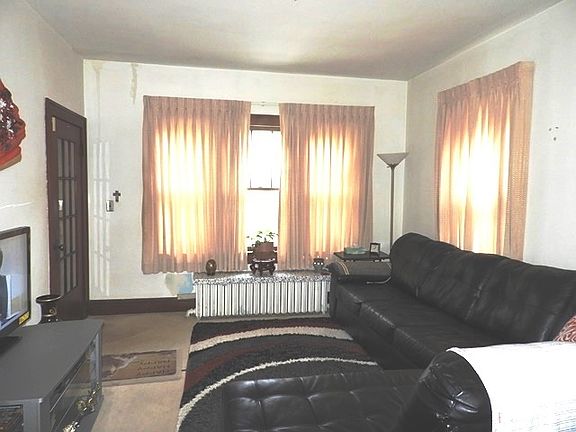 4th image of 307 McKinley Ave