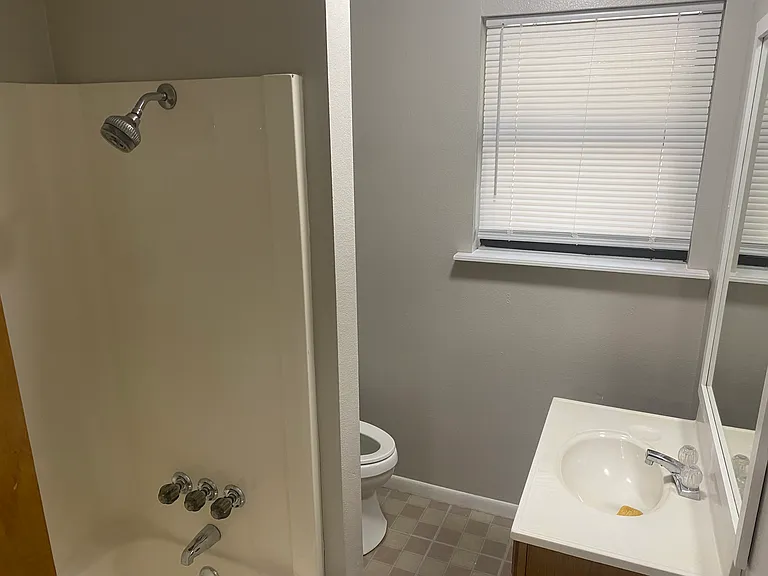 4501 Hughes Dr — Photo 16