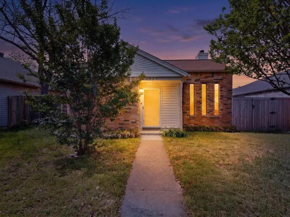 2424 Markland St, Irving, TX 75060