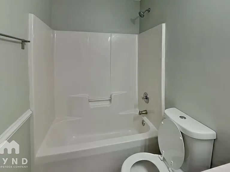 6902 Kentucky Derby Dr — Photo 18