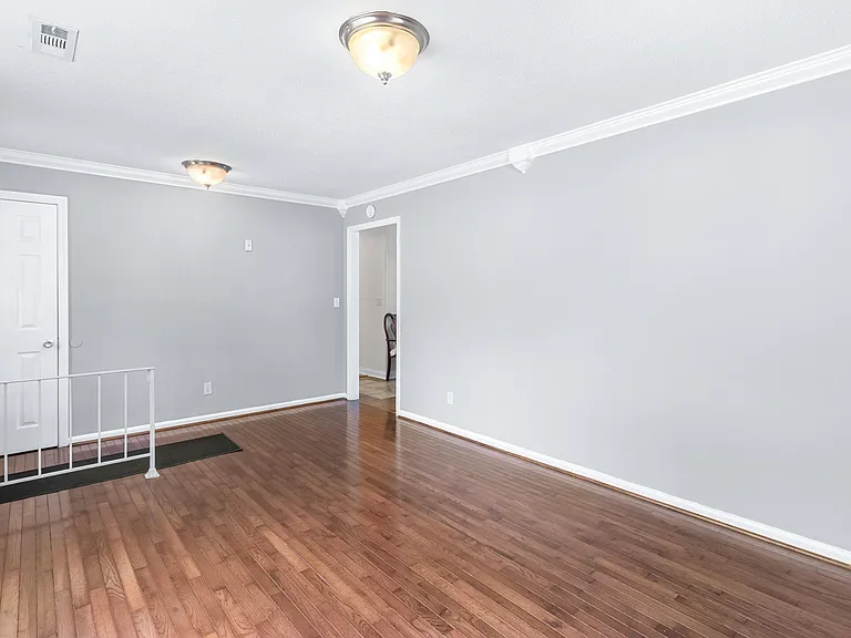 4310 Tee Pee Dr — Photo 8