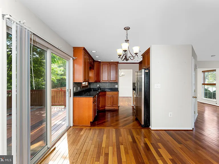 5783 Rhode Island Dr — Photo 11