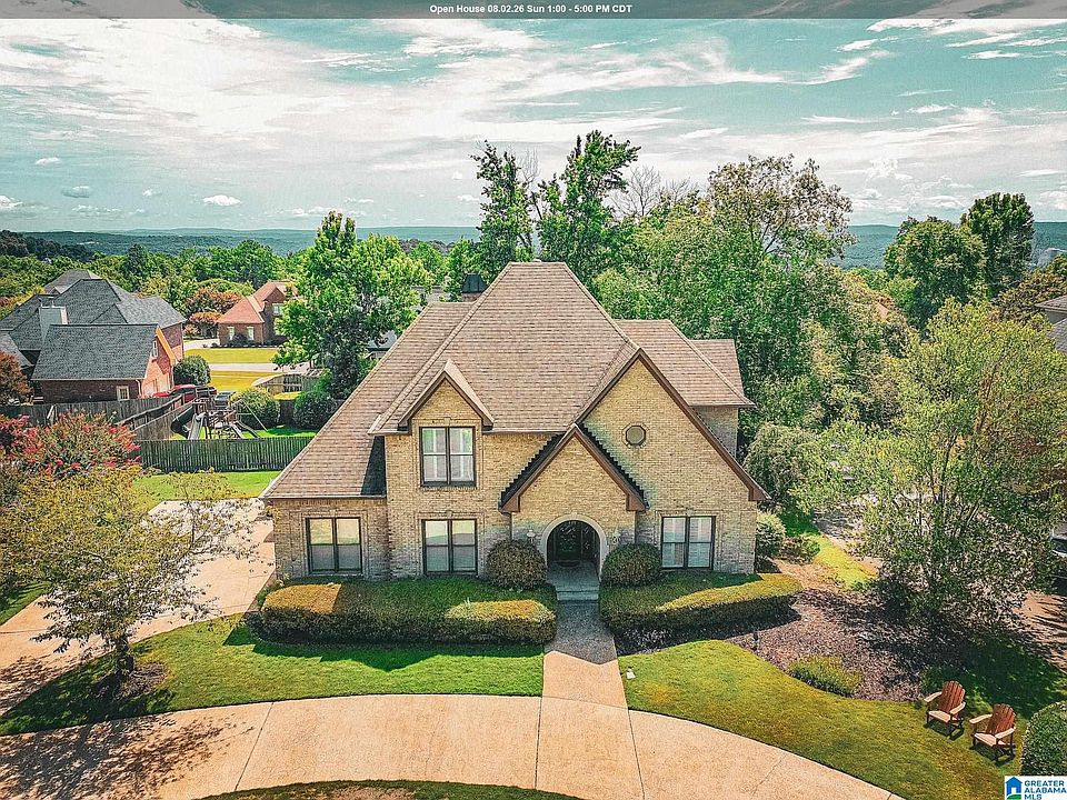1st image of 3813 Carisbrooke Cir
