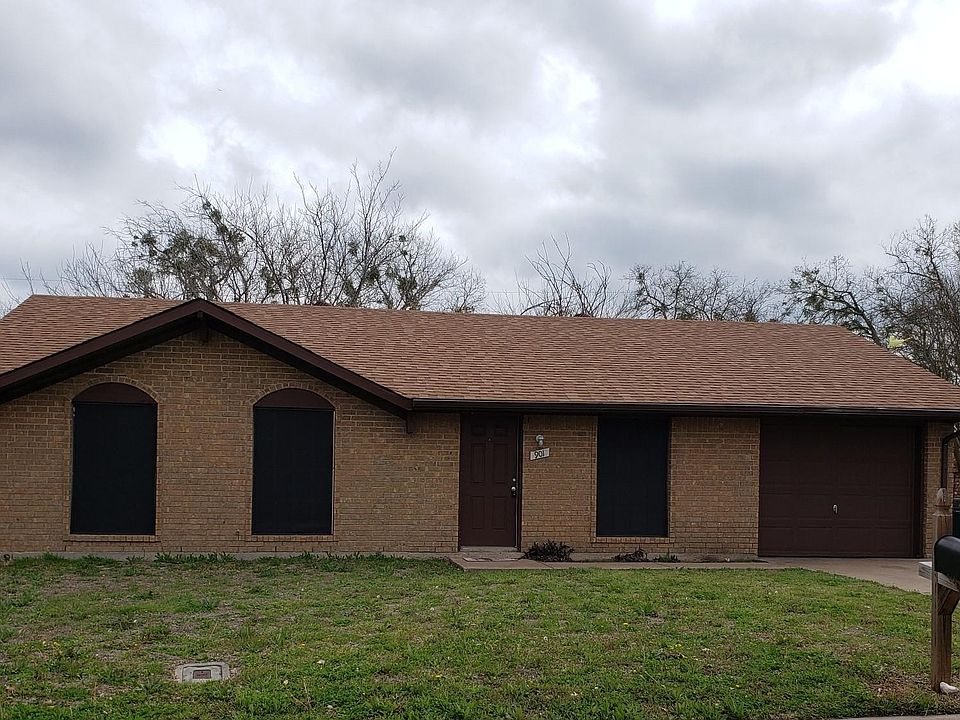 1st image of 901 Pamela Ave