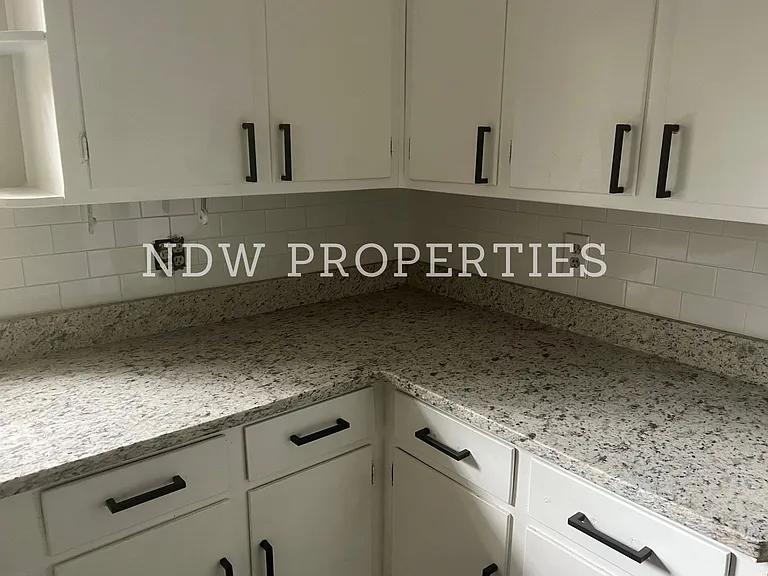 1203 Waverly Rd NW — Photo 13