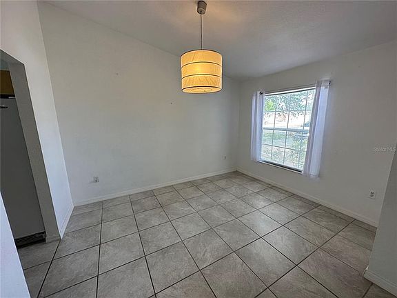 2nd image of 412 Blackbird Way