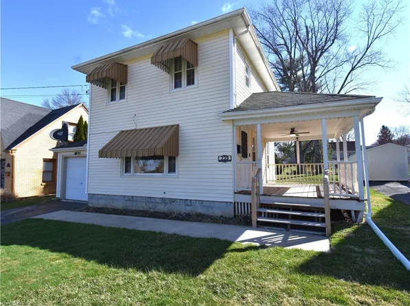 239 Princeton Ave, Hubbard, OH 44425