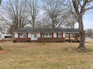 7080 Broad St, Rural Hall, NC 27045