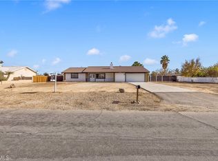 14111 Ivanpah Rd, Apple Valley, CA 92307