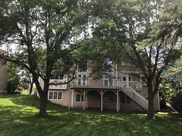 2nd image of 1700 Eagle Brook Dr