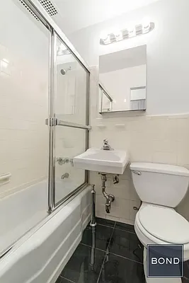 Rented by Bond New York | media 4