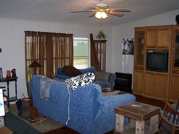 4th image of 554 County Road 4960