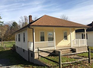 114 7th St, Vinton, VA 24179