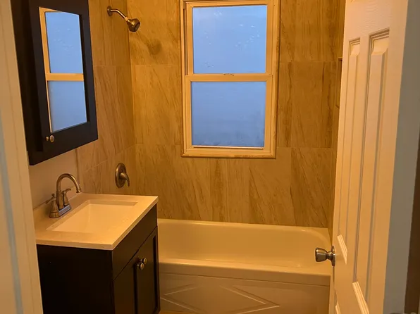 16766 Highview Ave, Orland Hills, IL 60487