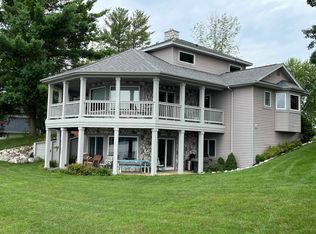 2393 Islanders Way, Gladwin, MI 48624