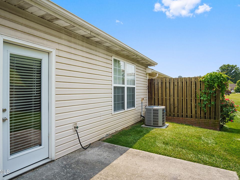 1135 ster Groves Ln, Knoxville, TN 37909 Zillow