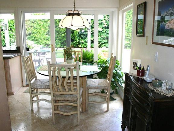 Breakfast Nook