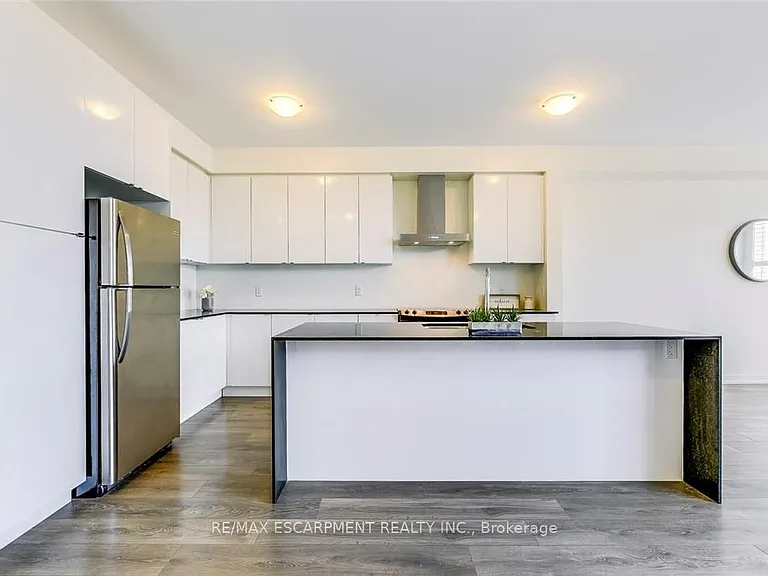 209 Fowley Dr — Photo 12