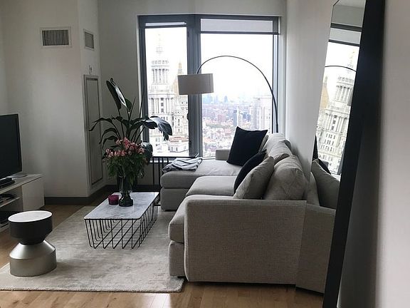 4th image of 8 Spruce St APT 41T