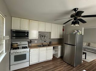 7501 Country Ln #1N, Darien, IL 60561