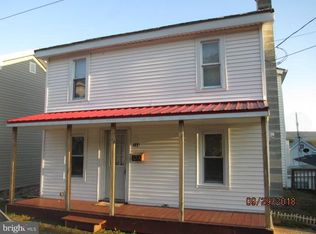 306 E Colliery Ave, Tower City, PA 17980