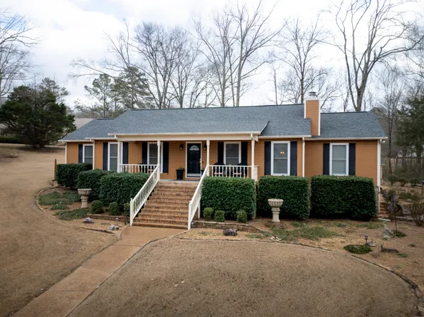 80 Payne Cir, Scottsboro, AL 35769