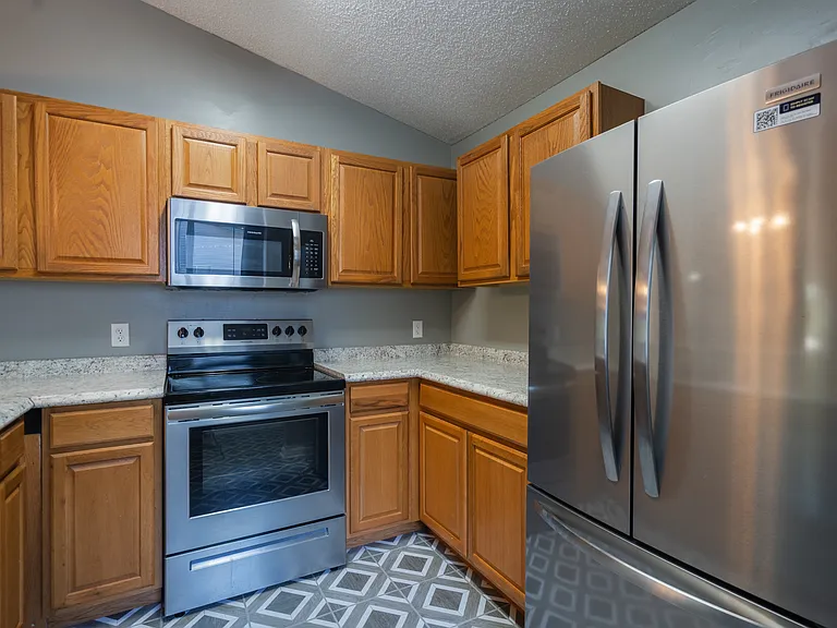 910 Brett Dr #64 — Photo 11