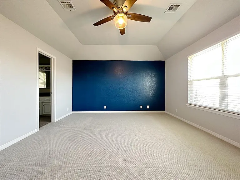2812 Eaton Dr — Photo 10