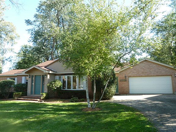 2nd image of 20767 W Verona Ave