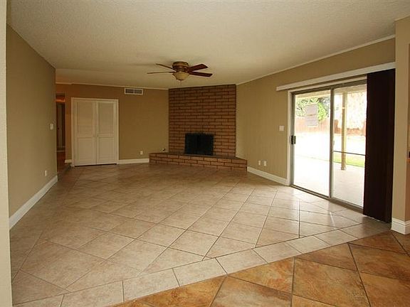 4th image of 7458 N 4th St