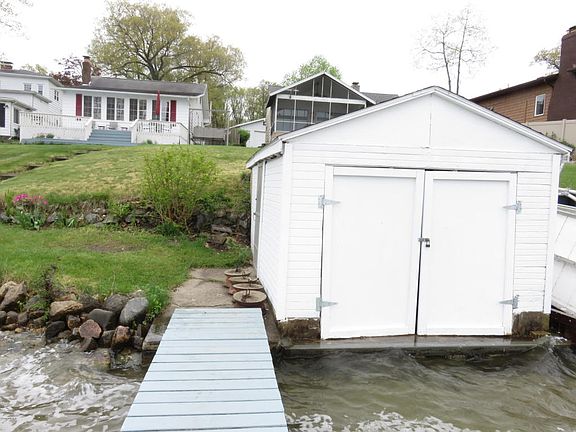 4th image of 23832 S Shore Dr
