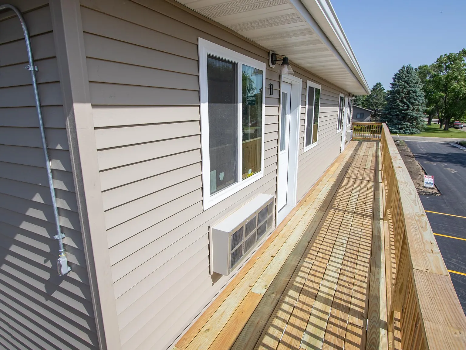 Meadow Creek Apartments — Photo 4