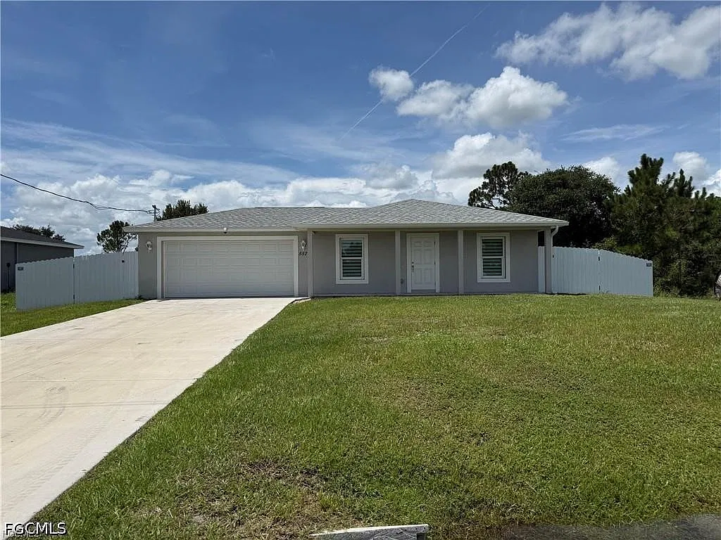 3 bed, 2.0 bath, 1282 sqft, $1,600 — Photo 1