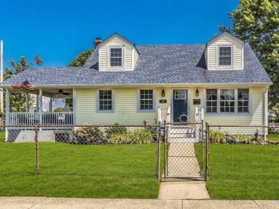 26 Plover Ln, Hicksville, NY, 11801