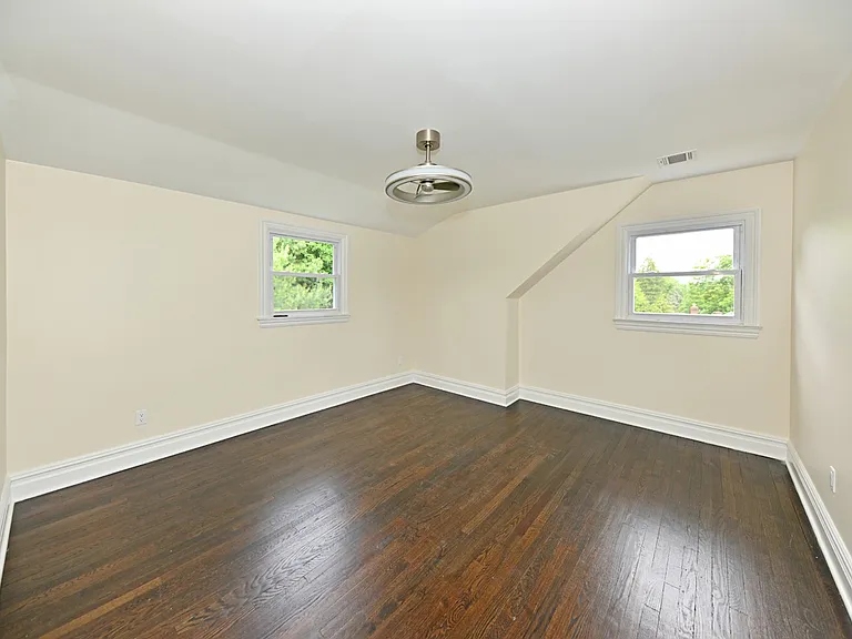 190 Madison Ave #2 — Photo 10