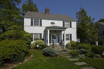 1st image of 11 Kane Ave