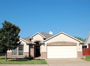 3948 Vista Greens Dr, Fort Worth, TX 76244