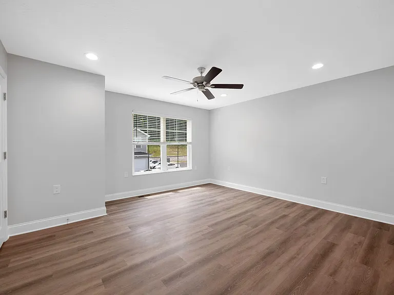 451 Lower Stone Ave #1 — Photo 13