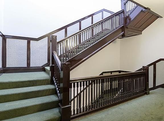 2nd image of 4822 S Dorchester Ave APT 2