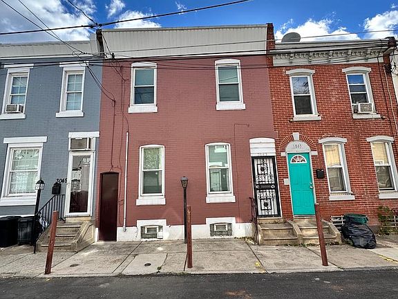 3rd image of 3043 Coral St