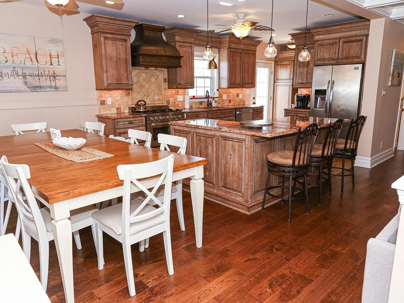 5 bed, 5.0 bath, $8,500 — Photo 4